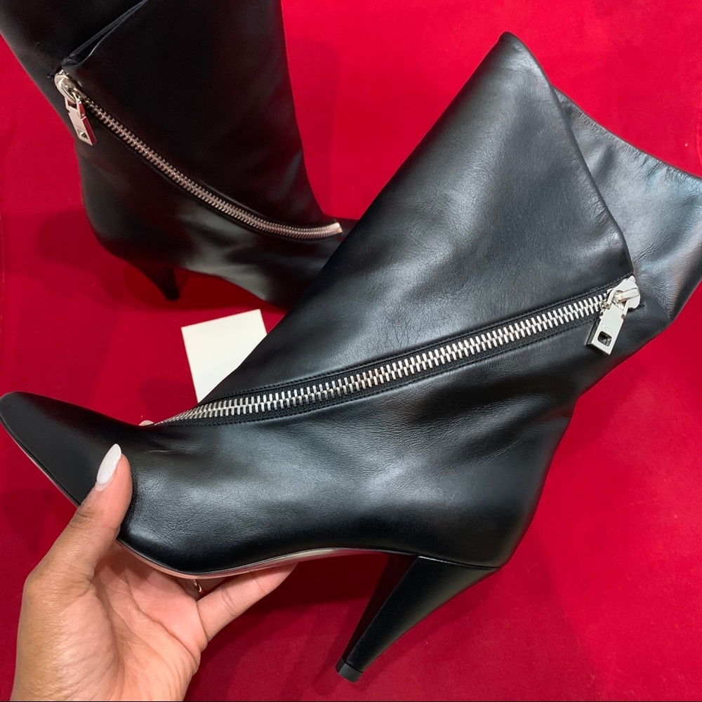 **SOLD** - NEW 2019 Givenchy Leather Boots - Picture 4 of 8